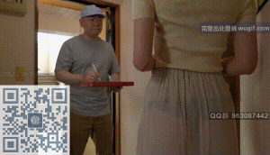 居家少妇等丈夫上班后太寂寞竟然主动勾引快递员①