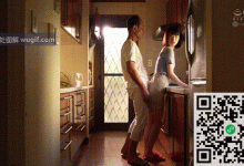 猥琐色公公竟然猥亵自己的可爱儿媳妇①-解解图解