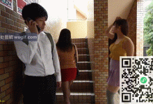 亲戚家的三个表姐太主动了吧超短裙调戏男表弟①-解解图解