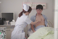 医院里面的丝袜小护士，看到帅哥男患者 心里有点饥渴难耐了①-解解图解