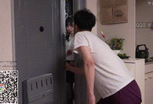 GIF剧情图解2出处， 女同事下班回家 被大雨淋湿，暂时在我家过一夜-解解图解