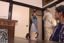 GIF剧情图解3出处,丈夫的好哥们来家做客,没想到和人妻搞在了一起-解解图解